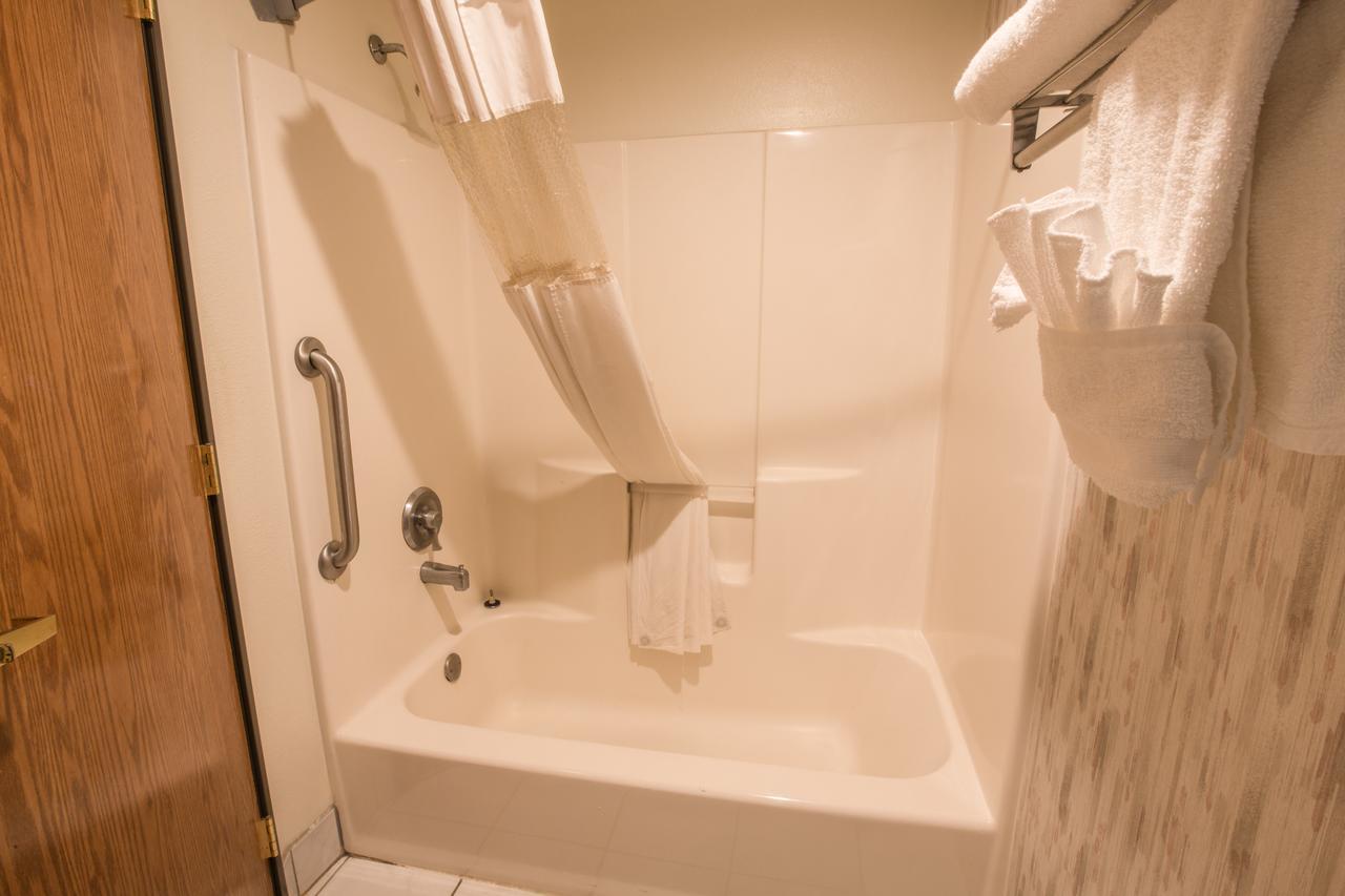 Bridgeway Inn & Suites - Portland Airport Gresham Eksteriør billede